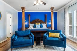 Serene Views | Luxury Pool Retreat Sleeps 10 +Fun!